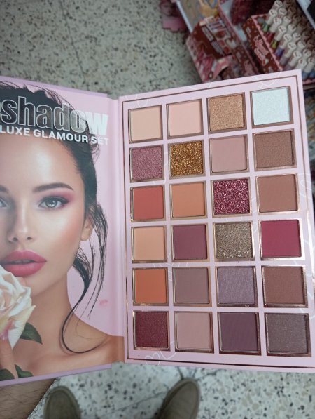 دفتر مكياج 5 طبقات